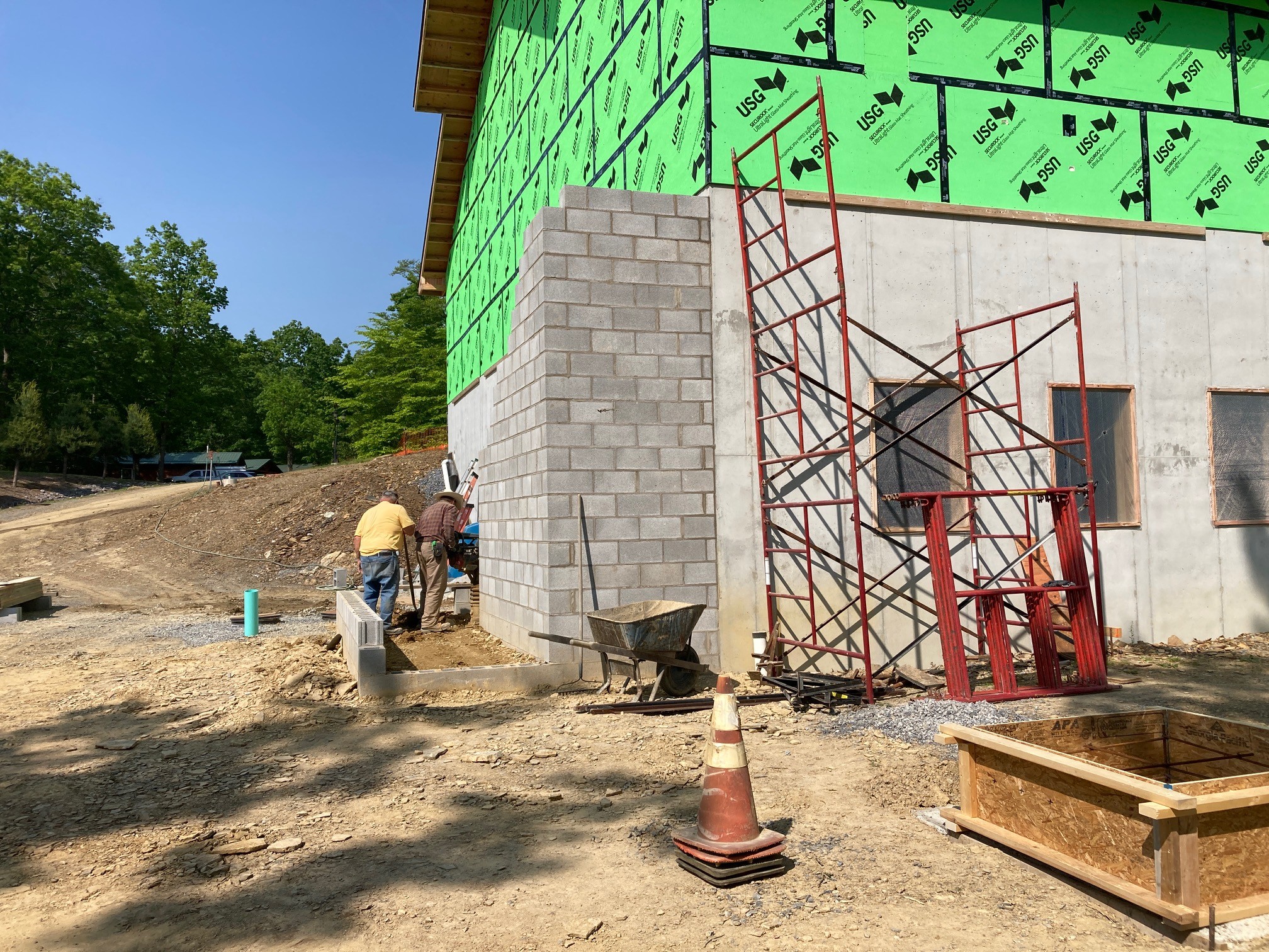 Read more about the article Lodge Decks